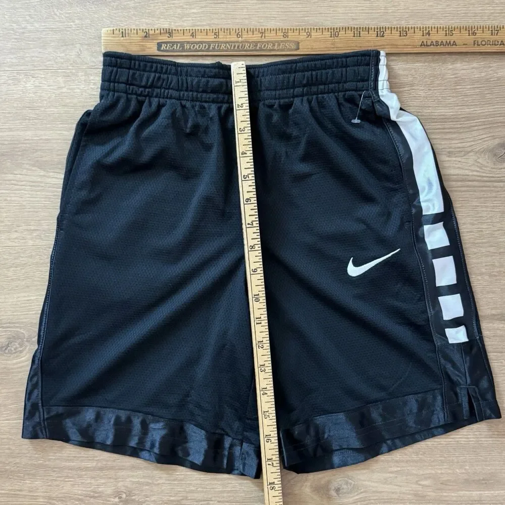 Nike Dri-FIT Kids L Basketball Shorts Black Mesh Athletic Pockets Standard Fit